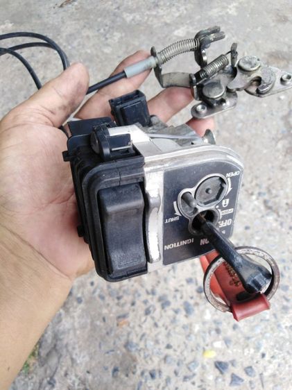 ฮอนด้า​มูฟ​หัวฉีด​สวิตช์​กุญแจ​แท้​