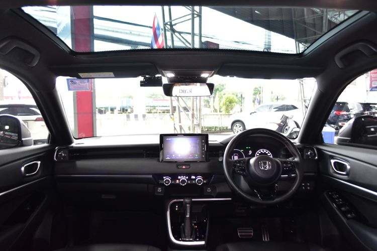 Honda HR-V 2023 1.5 e:HEV RS Utility-car ไฮบริด ไม่ติดแก๊ส เกียร์อัตโนมัติ ดำ รูปที่ 2