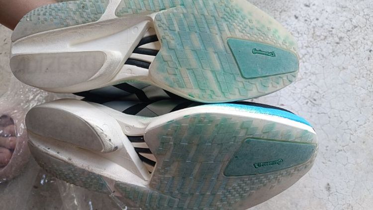 รองเท้าวิ่ง Adidas  รูปที่ 10