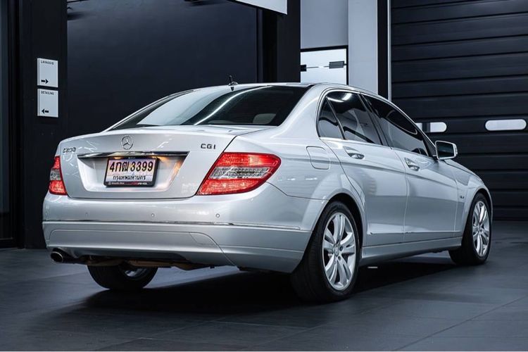 Mercedes-Benz C-Class 2011 C200 CGI Sedan เบนซิน ไม่ติดแก๊ส เกียร์อัตโนมัติ บรอนซ์เงิน รูปที่ 2