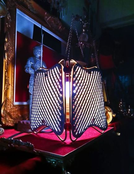 อังกฤษ  โคมไฟเก่าโบราณเนื้อกระเบื้องเคลือบอินนามีนสุดงามจากอังกฤษ รูปที่ 2