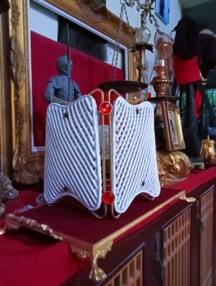 อังกฤษ  โคมไฟเก่าโบราณเนื้อกระเบื้องเคลือบอินนามีนสุดงามจากอังกฤษ รูปที่ 5