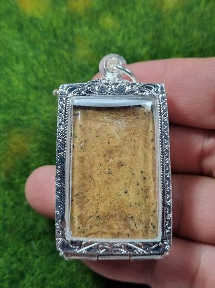 พระสมเด็จวัดระฆังสภาพเก่าๆ รูปที่ 2