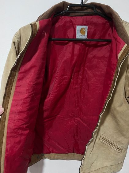 เสื้อแจ็กเก็ต Carhartt ผ้าแคนวาสบุข้างในสีแดง รูปที่ 5