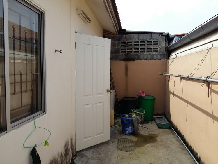 Pruksa มีบางส่วน 2015 ขายทาวน์เฮ้าส์ชั้นเดียวหลังมุม (9.9แสน) รูปที่ 2