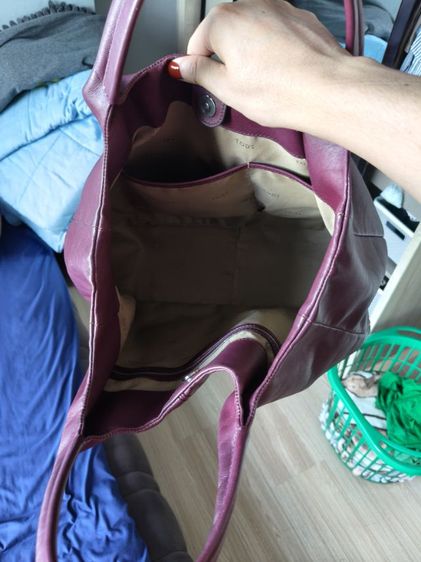 กระเป๋าTod หนังแท้มือ2 มีรอยตามการใช้งาน รูปที่ 7