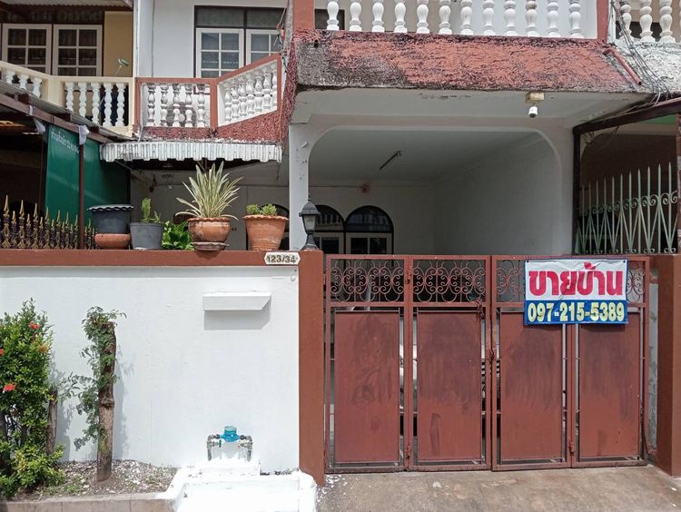 อื่นๆ ไม่มี สร้างเสร็จก่อน 2010 ไม่ใช่ ขายทาวน์เฮ้าส์ 2 ชั้น จรัญสนิทวงศ์ 25 รูปที่ 2
