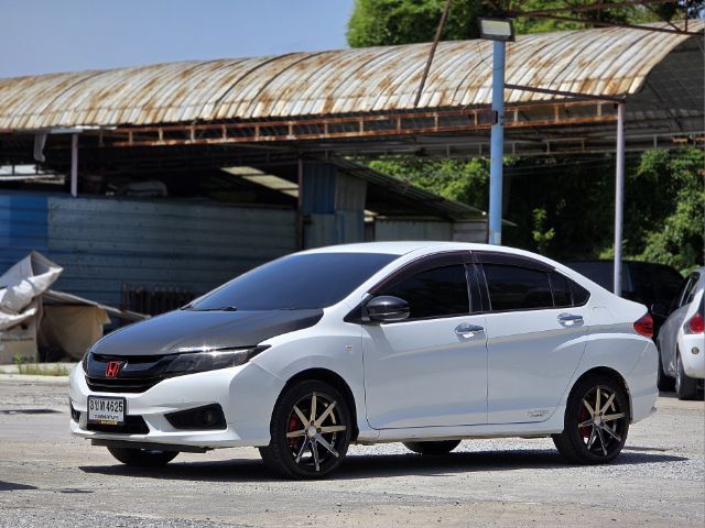 รถ Honda City 1.5 V Plus i-VTEC สี ขาว