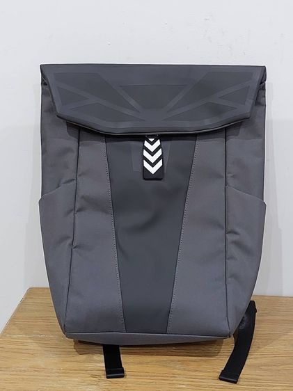กระใส่โน้ตบุ๊ค Lenovo Legion 16" Gaming Backpack GB400