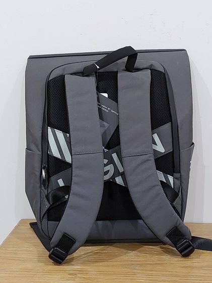 กระใส่โน้ตบุ๊ค Lenovo Legion 16" Gaming Backpack GB400 รูปที่ 2
