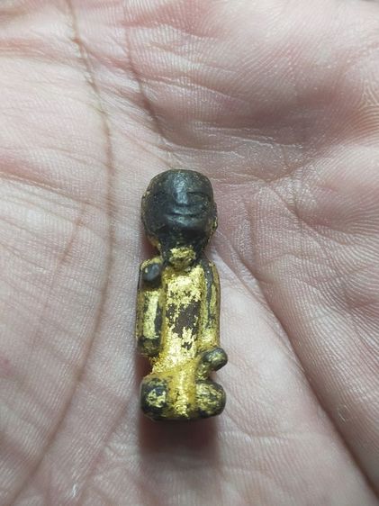 นางกวักไม้แกะเก่าหลวงปู่รอด