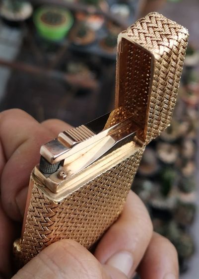 ไฟแช็คทองคำแท้ ST.Dupont Ligne 2​ 18K​ Solid​ Gold ที่สุดของความหายาก ราคาแบ่งปันครับ รูปที่ 10
