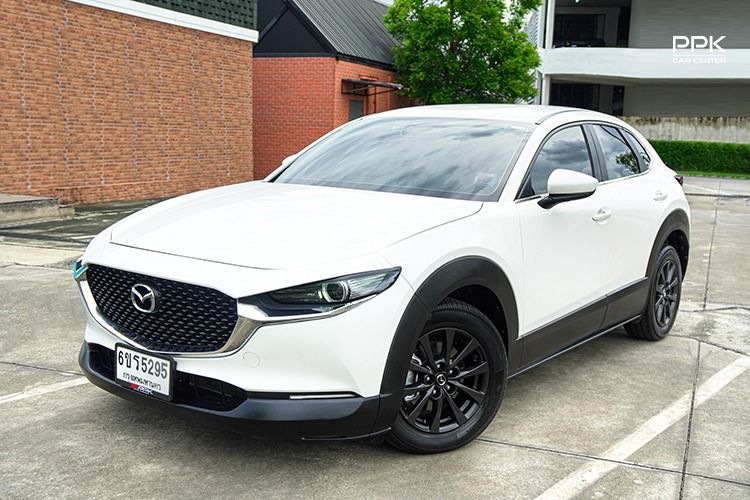 รถ Mazda CX-30 2.0 C สี ขาว
