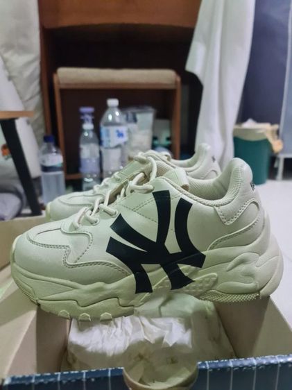 รองเท้า MLB Big Ball Chunky A New York Yankees Beige รูปที่ 2