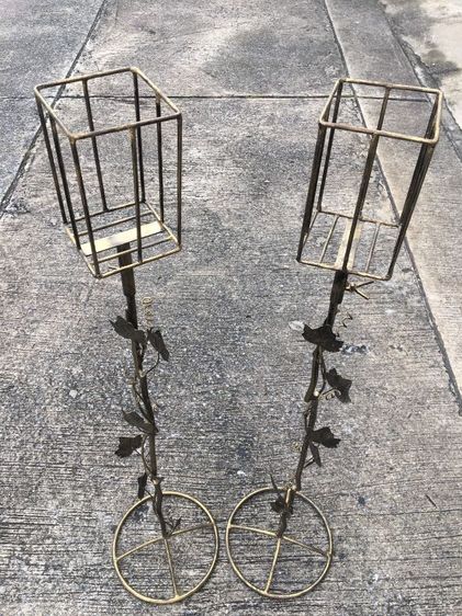 สแตนจัดดอกไม้