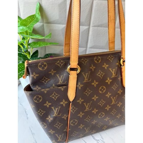louis vuitton  Lv total l y pm dc09 ของแท้  รูปที่ 8