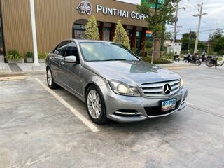  Mercedes Benz C200 