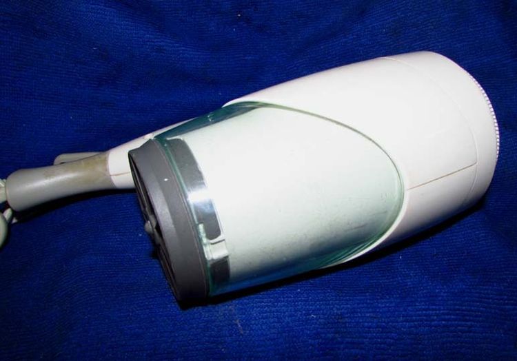 ไดร์เป่าผม Pgilips salonshine care 1600 รุ่น Hp8201 มือสอง  รูปที่ 4