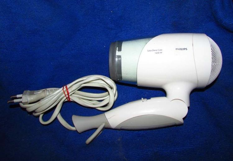 อื่นๆ ไดร์เป่าผม Pgilips salonshine care 1600 รุ่น Hp8201 มือสอง 