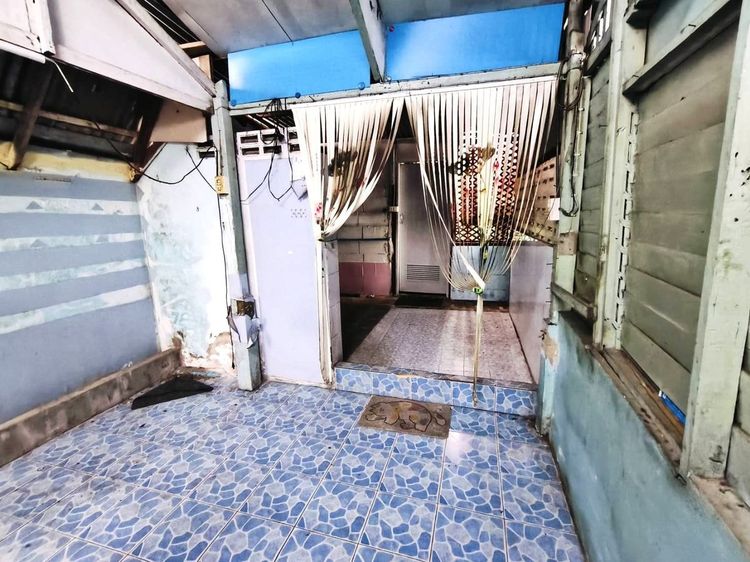 ไม่มี สร้างเสร็จก่อน 2010 ไม่ใช่ ขายที่ดินพร้อมบ้านเนื้อที่ 93 ตารางวา ซ.ตากสิน 18 เขตธนบุรี ใกล้เดอะมอลล์ ท่าพระ รูปที่ 4