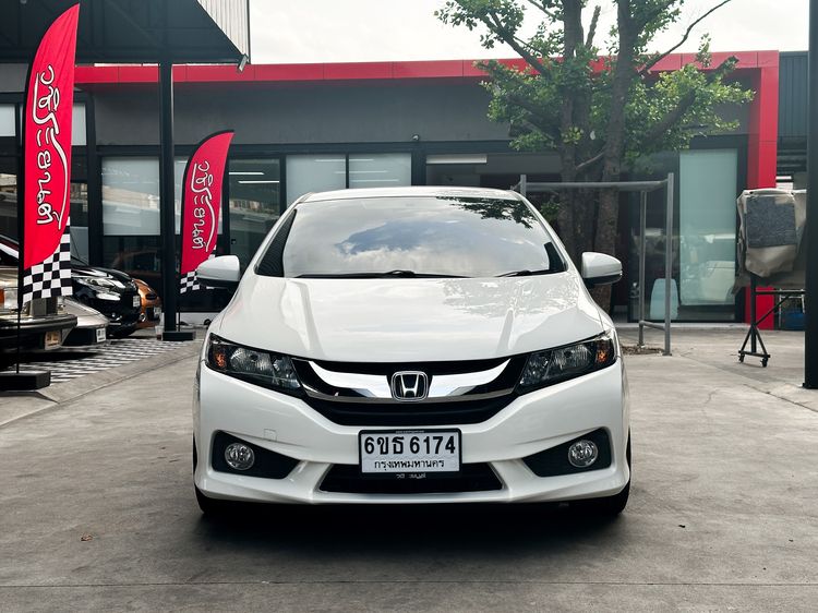 Honda City 2014 1.5 S i-VTEC Sedan เบนซิน เกียร์ธรรมดา ขาว รูปที่ 2