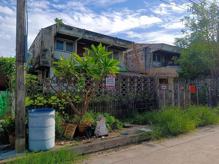 ไม่ใช่ ขายที่ดินเนื้อที่ 75 ตร.ว. หมู่บ้านเมืองทอง 4 ซ.ปุณณวิถี 53 (สุขุมวิท 101)  ทำเลดี อยู่ใจกลางเมือง รูปที่ 3