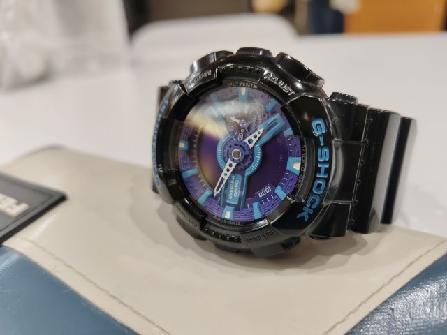 CASIO G-SHOCK GA-110HC-1ADR (สีม่วง-ฟ้า)