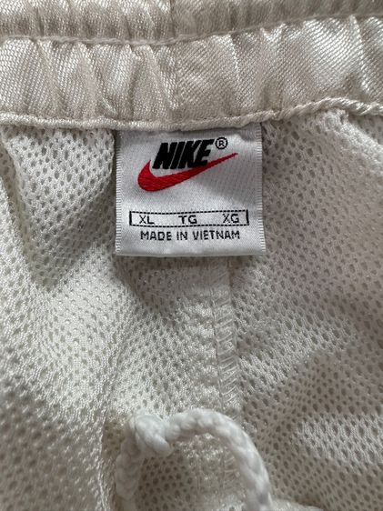 กางเกงวอร์ม(ผ้าร่ม)สีครีม แบรนด์ Nike รูปที่ 5