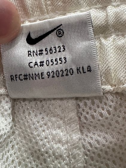 กางเกงวอร์ม(ผ้าร่ม)สีครีม แบรนด์ Nike รูปที่ 6