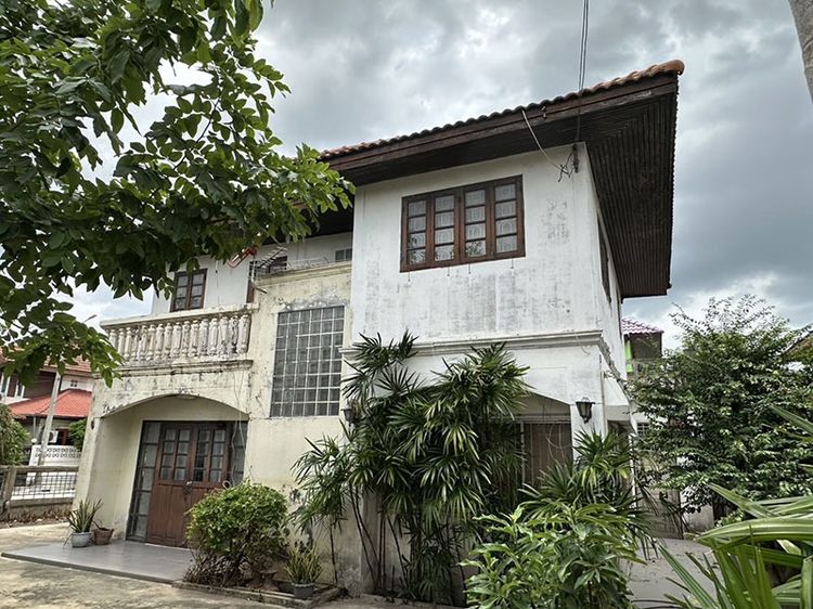 ขายบ้านพร้อมที่ดิน  หมู่บ้าน บ้านบัวทอง  ถนนเลียบคลองบางไผ่ รูปที่ 2