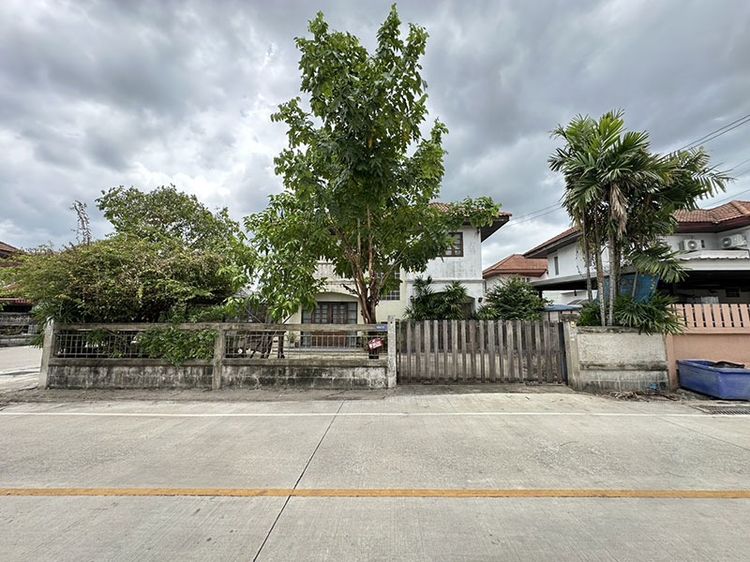 ขายบ้านพร้อมที่ดิน  หมู่บ้าน บ้านบัวทอง  ถนนเลียบคลองบางไผ่ รูปที่ 4