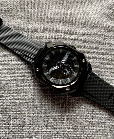 digital watch สายซิลิโคน รูปที่ 2