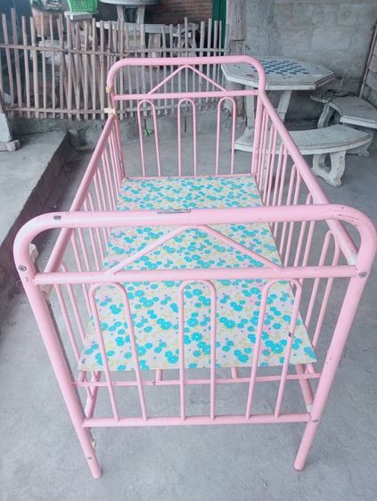เตียงเหล็กแรกเกิด-5ขวบ ปรับขึ้นลงได้3ขั้น เปิดข้างได้ เป็นเหล็กคุณภาพดี แข็งแรง  รูปที่ 2