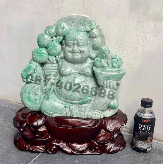 พระสังกัจจายน์หยกพม่า ของแท้ พร้อมฐานไม้สัก