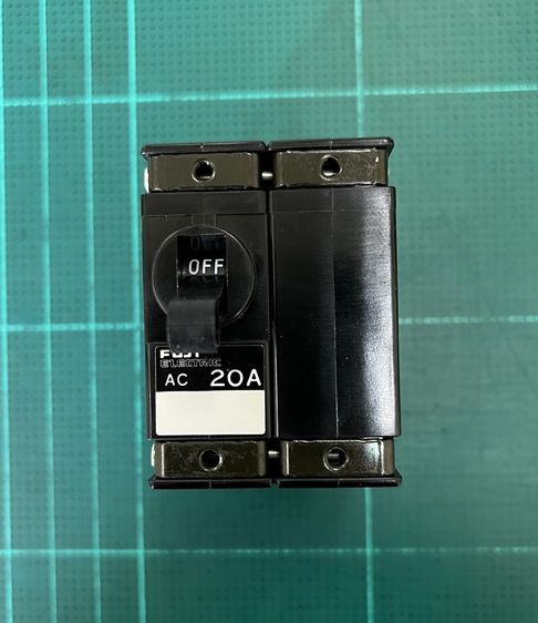 Circuit Breaker AC 250V 20A จำนวน 3 ตัว 100 บาท รูปที่ 2