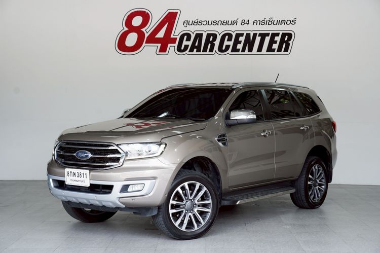 รถ Ford Everest 2.0 Bi-Turbo Titanium+ 4WD สี น้ำตาล