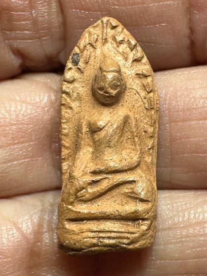 พระรอดลำพูน วัดมหาวันลำพูน 2 อวค์ พิธีมหาพุทธาภิเษก รูปที่ 3