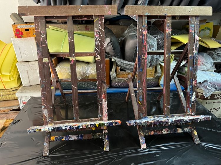 ขายด่วน(ลดพิเศษ) ขาตั้งไม้วาดรูปพร้อมเฟรมวาดรูปของใหม่ ราคา1,500บาท