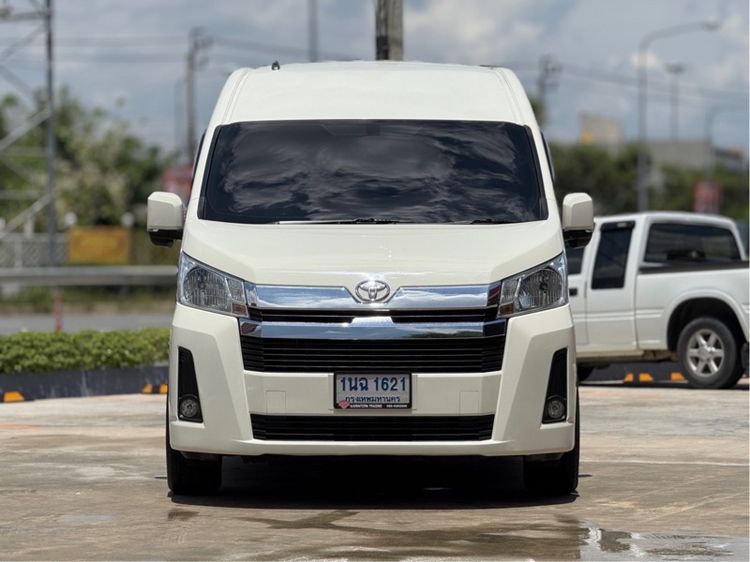 Toyota Commuter 2019 2.8 Van ดีเซล ไม่ติดแก๊ส เกียร์อัตโนมัติ ขาว รูปที่ 2