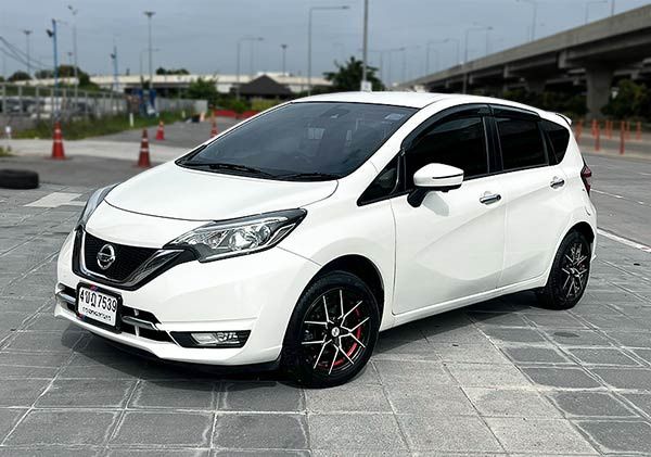 Nissan Note 2019 1.2 VL Sedan เบนซิน ไม่ติดแก๊ส เกียร์อัตโนมัติ ขาว รูปที่ 2