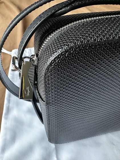 กระเป๋าสะพาย Crossbody ทรงเพ้าช์ LACOSTE รุ่น Chantaco วัสดุหนังแท้ สีดำ ของใหม่มือหนึ่ง รูปที่ 6