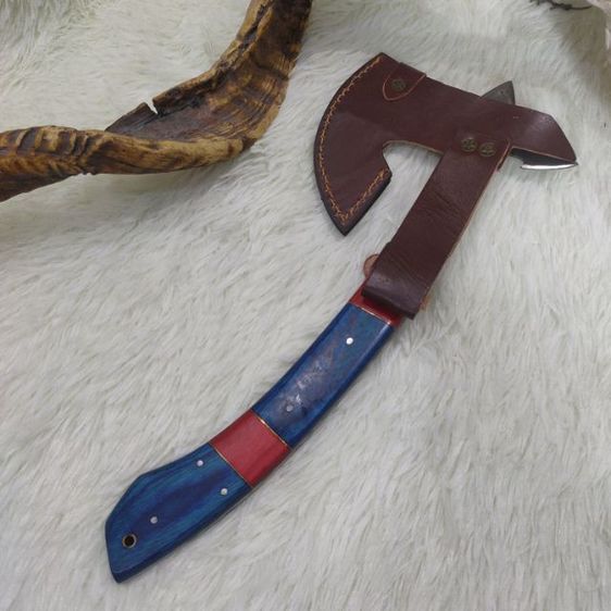 ขวาน viking งานสั่งทำทรงแปลก Axe Knife twist Damascus ด้ามไม้ olive wood ของใหม่ไม่ผ่านการใช้งาน มีด ดามัสกัส ด้ามไม้จริงสวยสวม ซองหนังแท้ รูปที่ 3