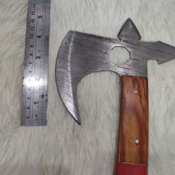 ขวาน viking งานสั่งทำทรงแปลก Axe Knife twist Damascus ด้ามไม้ olive wood ของใหม่ไม่ผ่านการใช้งาน มีด ดามัสกัส ด้ามไม้จริงสวยสวม ซองหนังแท้ รูปที่ 10