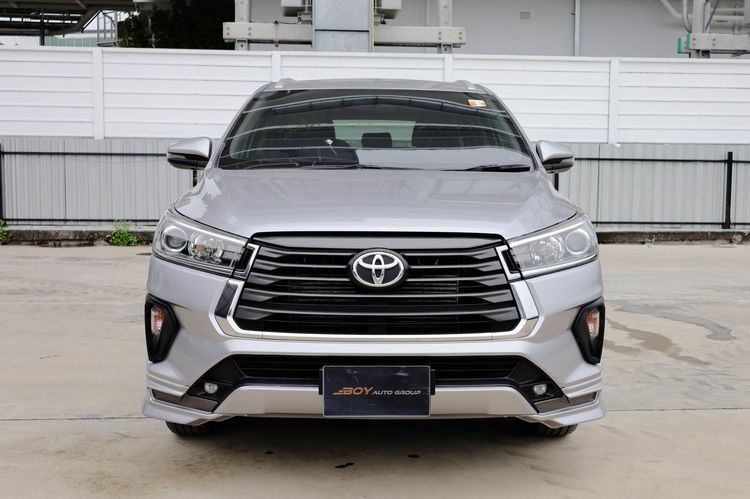 Toyota Innova 2021 2.8 Crysta Utility-car ดีเซล ไม่ติดแก๊ส เกียร์อัตโนมัติ บรอนซ์เงิน รูปที่ 2