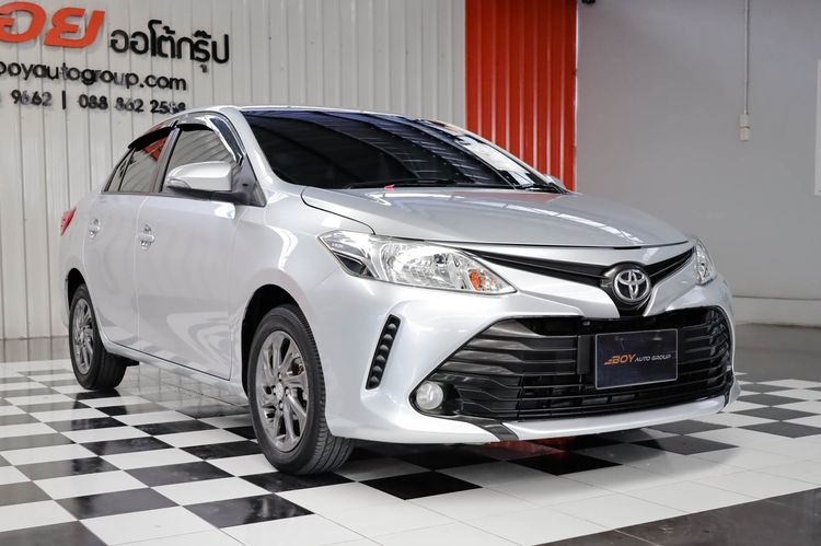 Toyota Vios 2017 1.5 E Sedan เบนซิน ไม่ติดแก๊ส เกียร์อัตโนมัติ บรอนซ์เงิน รูปที่ 3