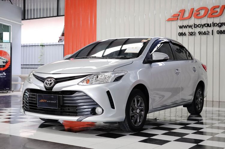 Toyota Vios 2017 1.5 E Sedan เบนซิน ไม่ติดแก๊ส เกียร์อัตโนมัติ บรอนซ์เงิน