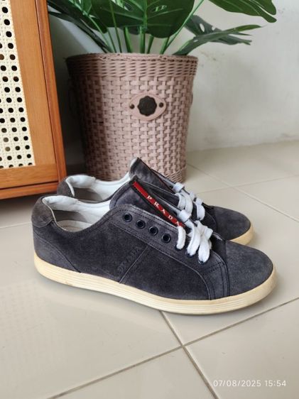 อื่นๆ หนังแท้ รองเท้าผ้าใบ UK 6.5 | EU 40 | US 7 รองเท้าprada 4E2552 สีเทา size6.5ยาว27เซนมือสองขายตามสภาพ
