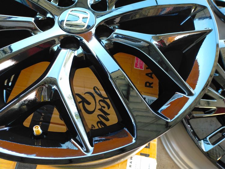 แม็กฮอนด้า ป้ายแดง ขอบ18 กว้าง8 et50  5 รู 114   ใส่ HRV CRV accord civic รูปที่ 6