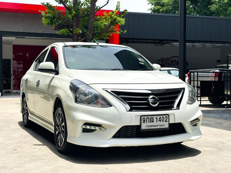 Nissan Almera 2019 1.2 E Sportech Sedan เบนซิน เกียร์อัตโนมัติ ขาว รูปที่ 3
