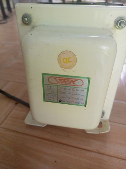 ขายแอร์หน้าต่างญี่ปุ่นมือสองพร้อมแถมหม้อแปลงไฟเอากลับไปเสียบปลั้กใช้ได้เลย รูปที่ 2